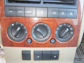 Ford Explorer 2010 photo 2