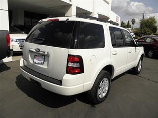Ford Explorer 2010 photo 4