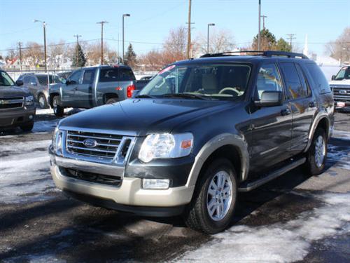 Ford Explorer 2010 photo 2