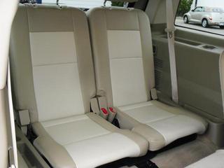 Ford Explorer 2010 photo 3