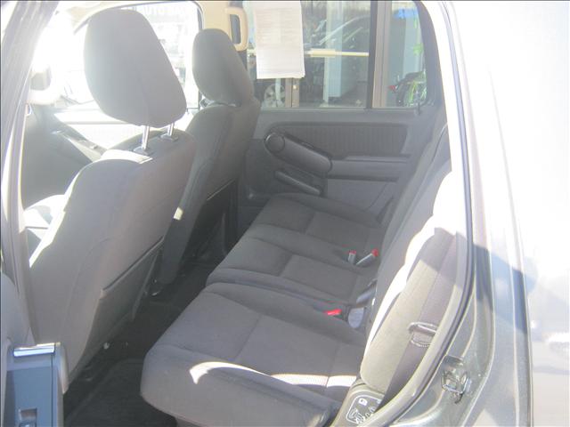 Ford Explorer 2010 photo 5