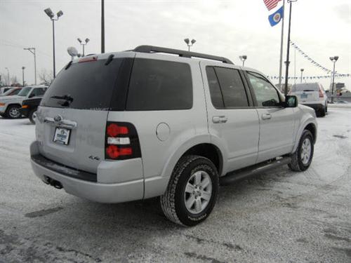 Ford Explorer 2010 photo 1
