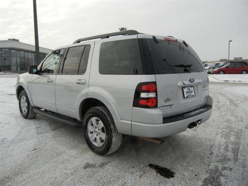 Ford Explorer 2010 photo 2