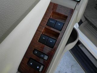 Ford Explorer 2010 photo 2