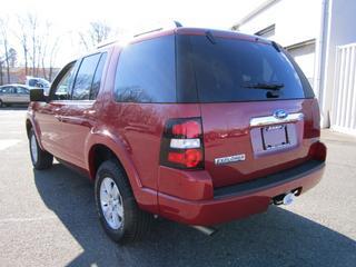 Ford Explorer 2010 photo 1