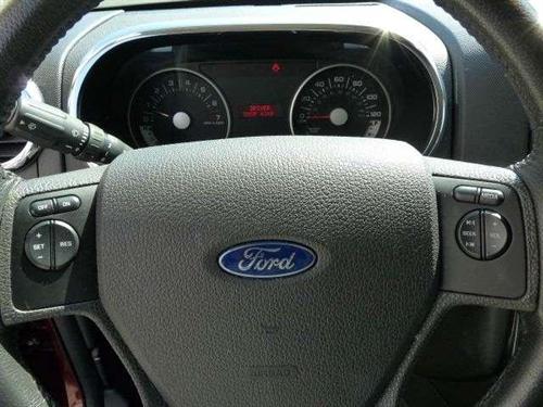 Ford Explorer 2010 photo 5