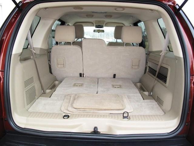 Ford Explorer 2010 photo 4