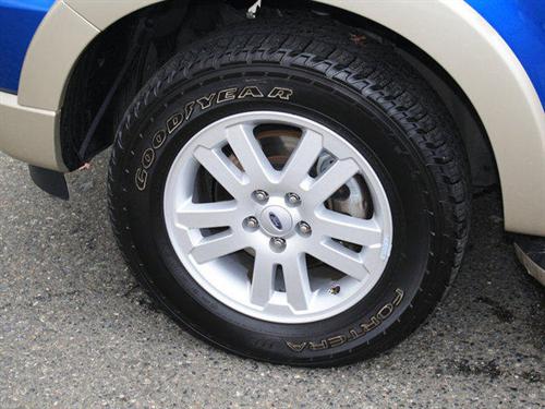 Ford Explorer 2010 photo 3