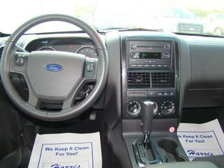 Ford Explorer 2010 photo 3