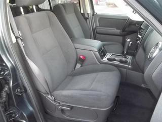 Ford Explorer 2010 photo 2
