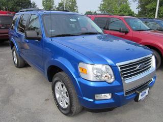 Ford Explorer 2010 photo 1