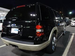 Ford Explorer 2010 photo 2