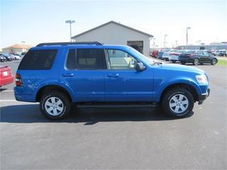 Ford Explorer 2010 photo 1