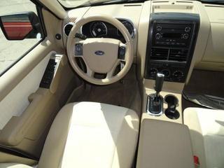 Ford Explorer 2010 photo 3