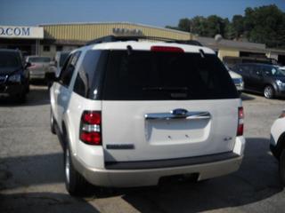 Ford Explorer 2010 photo 2