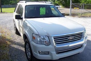 Ford Explorer 2010 photo 1