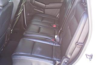Ford Explorer 2010 photo 3