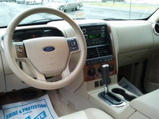 Ford Explorer 2010 photo 3