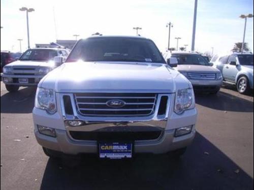 Ford Explorer 2010 photo 1