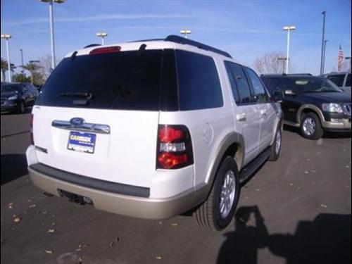 Ford Explorer 2010 photo 4