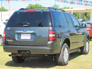 Ford Explorer 2010 photo 4