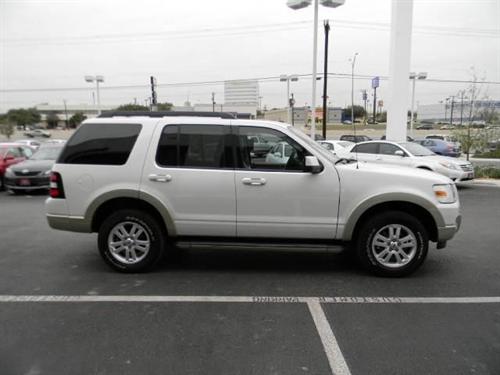Ford Explorer 2010 photo 2