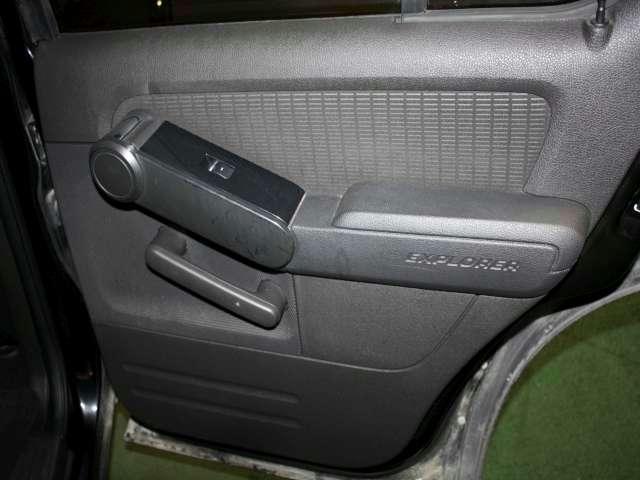Ford Explorer 2010 photo 5