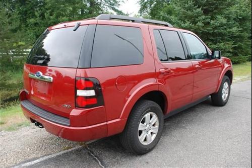 Ford Explorer 2010 photo 1