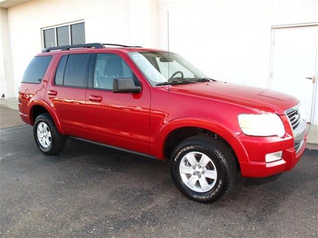 Ford Explorer 2010 photo 1