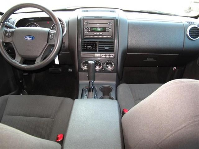Ford Explorer 2010 photo 5