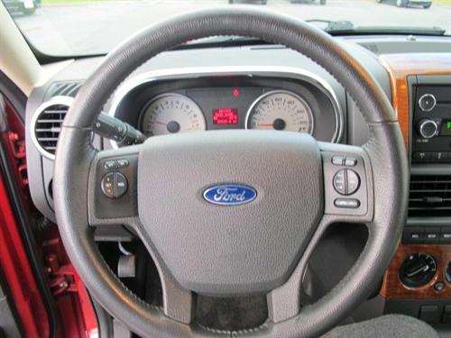 Ford Explorer 2010 photo 3