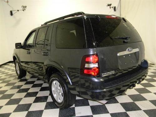 Ford Explorer 2010 photo 3