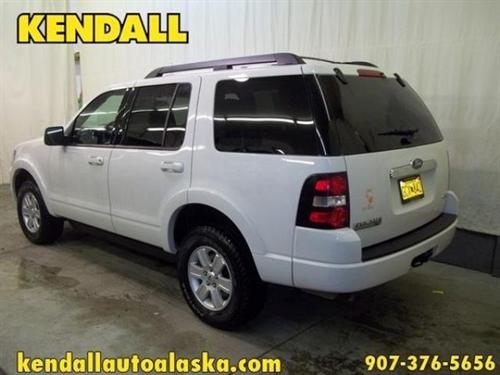 Ford Explorer 2010 photo 1