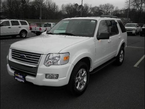 Ford Explorer 2010 photo 2