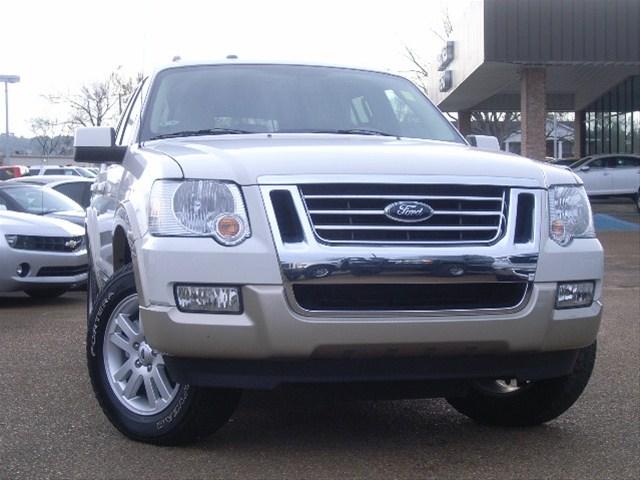 Ford Explorer 2010 photo 2