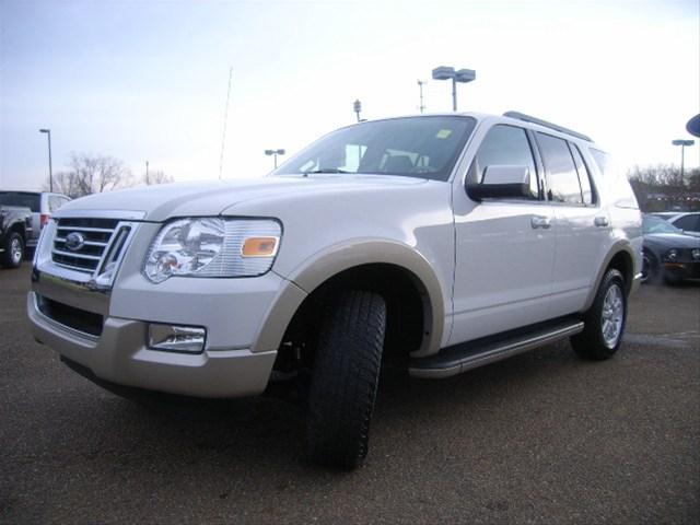 Ford Explorer 2010 photo 3