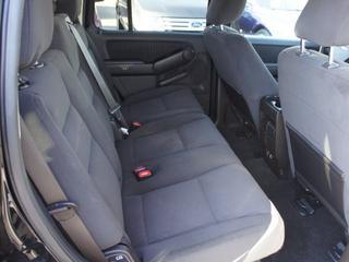 Ford Explorer 2010 photo 1