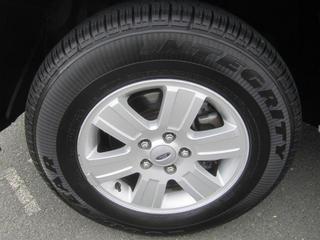 Ford Explorer 2010 photo 3