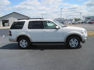 Ford Explorer 2010 photo 1