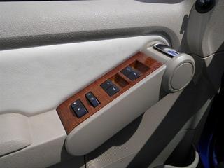 Ford Explorer 2010 photo 1