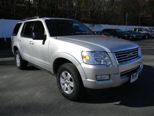 Ford Explorer 2010 photo 1