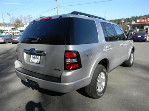 Ford Explorer 2010 photo 2