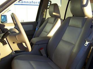 Ford Explorer 2010 photo 2