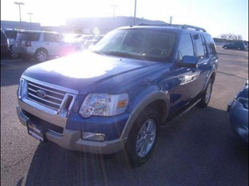 Ford Explorer 2010 photo 2