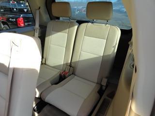 Ford Explorer 2010 photo 3