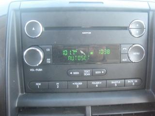 Ford Explorer 2010 photo 2