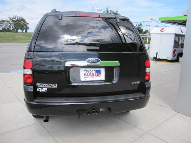 Ford Explorer 2010 photo 4