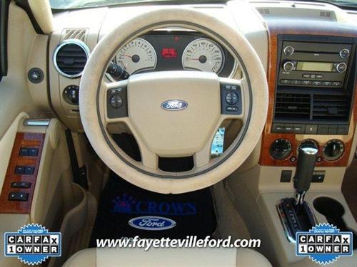Ford Explorer 2010 photo 4