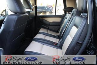 Ford Explorer 2010 photo 2