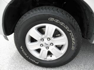 Ford Explorer 2010 photo 5